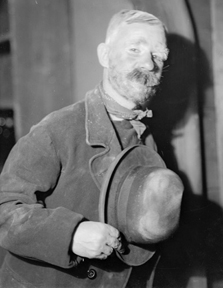 henry travers as the burglar 1920